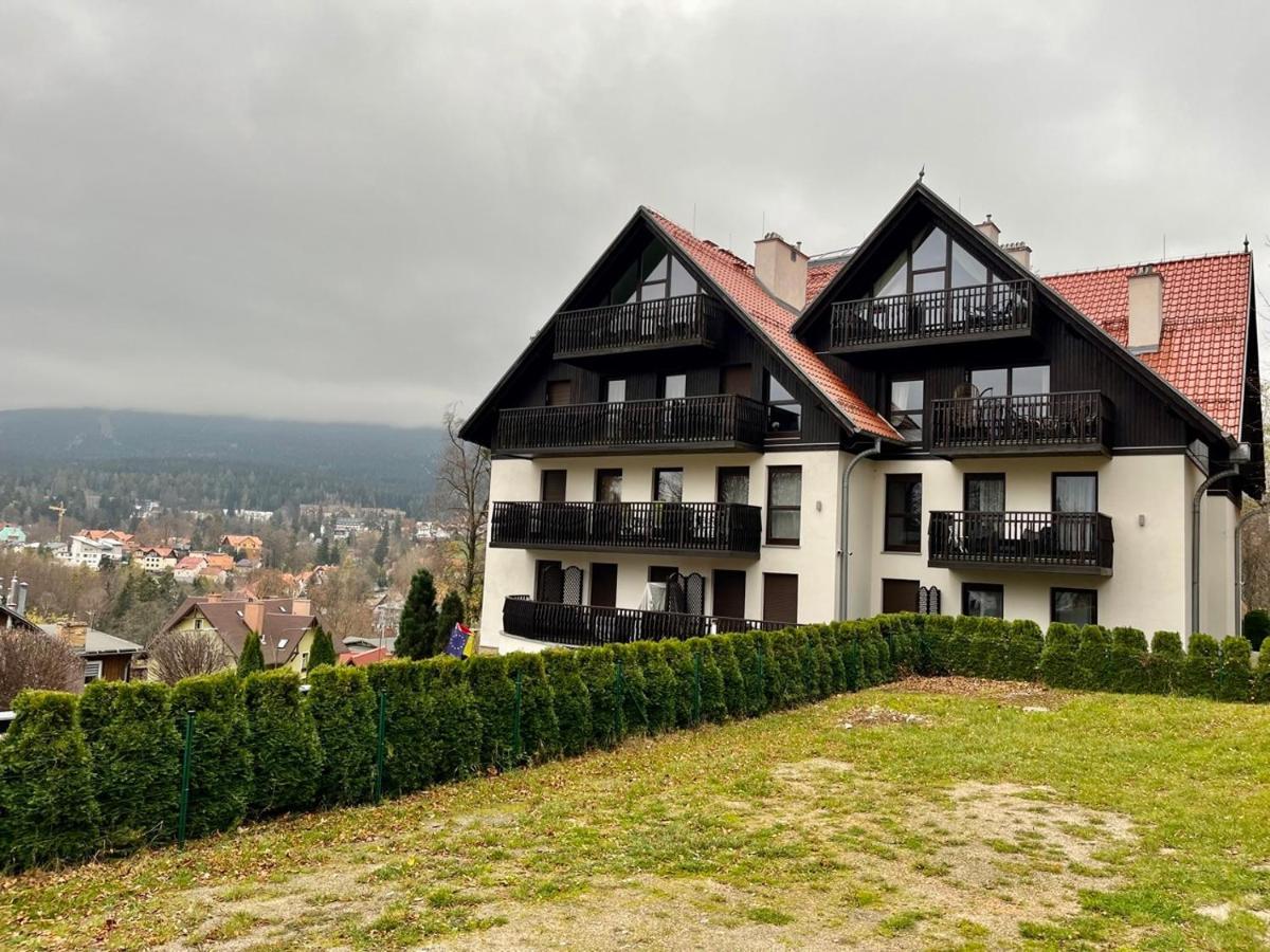 Trevilles Apartamenty Londyn Szklarska Poreba Luaran gambar